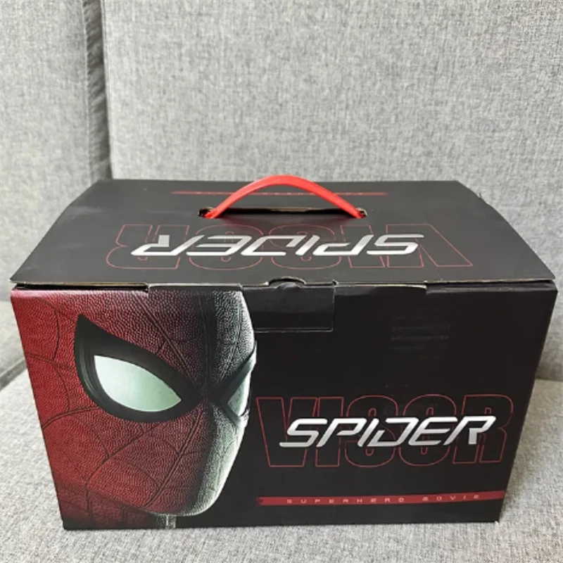 Spider-Man Red Mask Moving Eyes Cosplay Props Remote Control Ring Adult Helmet - Image 4 of 4