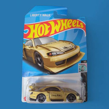 Hot Wheels Lb Super Silhouette Nissan Silva S15, dorado