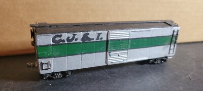 CH9C HO Scale Train Car CJ & I BOXCAR GREEN STRIPE KNUCKLERS