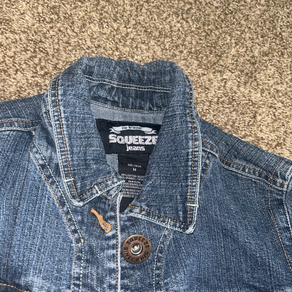 Vintage Squeeze Denim Jacket Womens Size medium Blue Jean Trucker 90s 80s Retro - Image 4 of 4