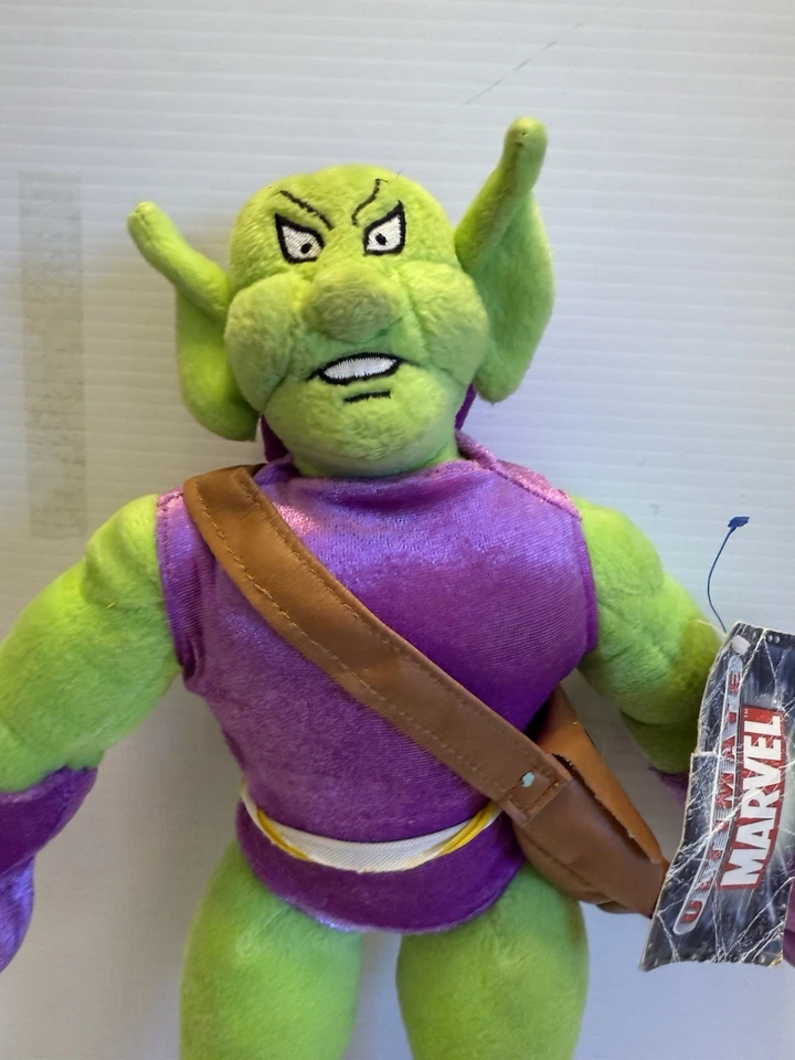 2001 Ultimate Marvel Spider-man’s Green Goblin Plush Kelly Toy With Tag See Pics - Image 3 of 3