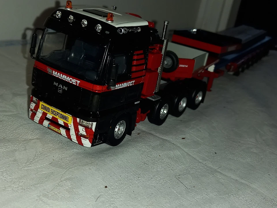 WSI MAMMOET MAN 8X4 CON REMOLQUE DE EJE 8x y remolque de carga de acero WSI TEKNO CORGI  Foto 2 de 4