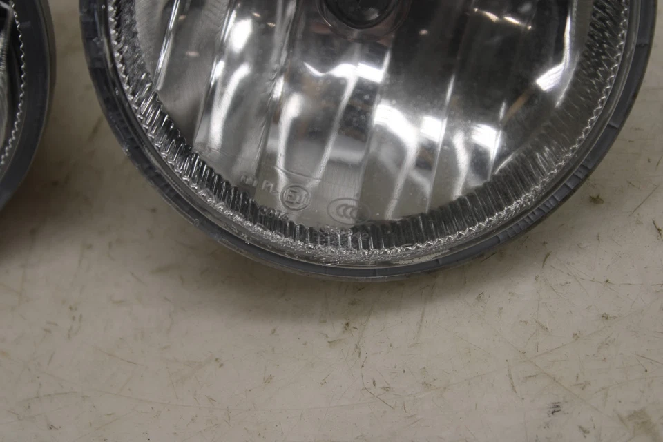 Juego de luces antiniebla Chevrolet Camaro 2010-2013 OEM MG64 Foto 3 de 4