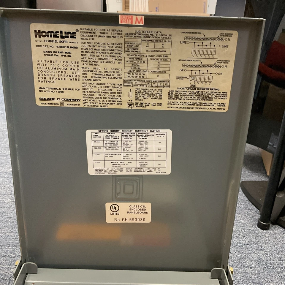 Caja de subpanel Square D Homeline 100 Amp Max 6 espacios impermeable 3R  Foto 4 de 4