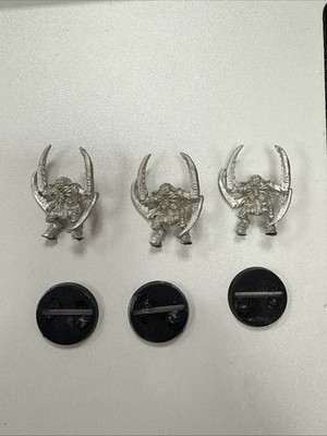 GW Epic 40k Tyraniden Metall Carnifex Sammlung
