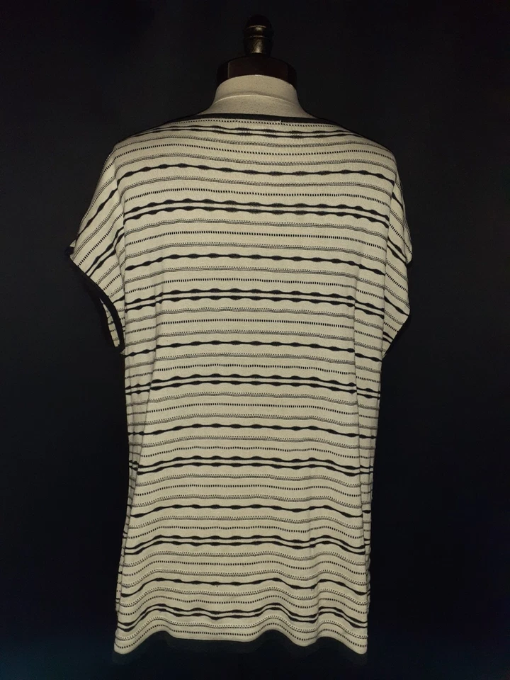 COLDWATER CREEK Plus Sz 2X 22W 24W Sweater Top Ivory Black Sequins Cap Sleeve - Image 4 of 4