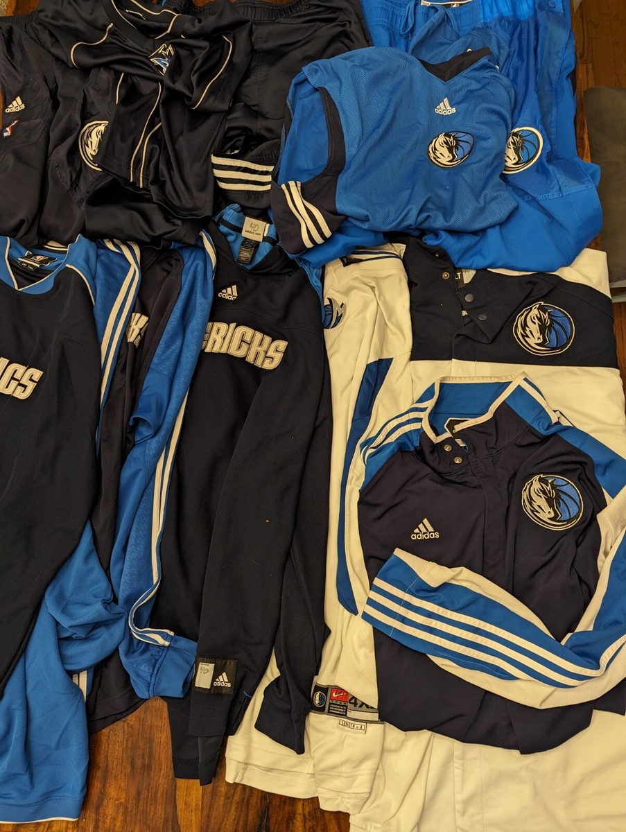 Dallas Mavericks Game Used Warmup Jacket Sleeveless Shirts Pants