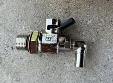 EZ-N108(16mm-1.5) EZ Oil Drain Valve with removable L-Shape Hose End Combo