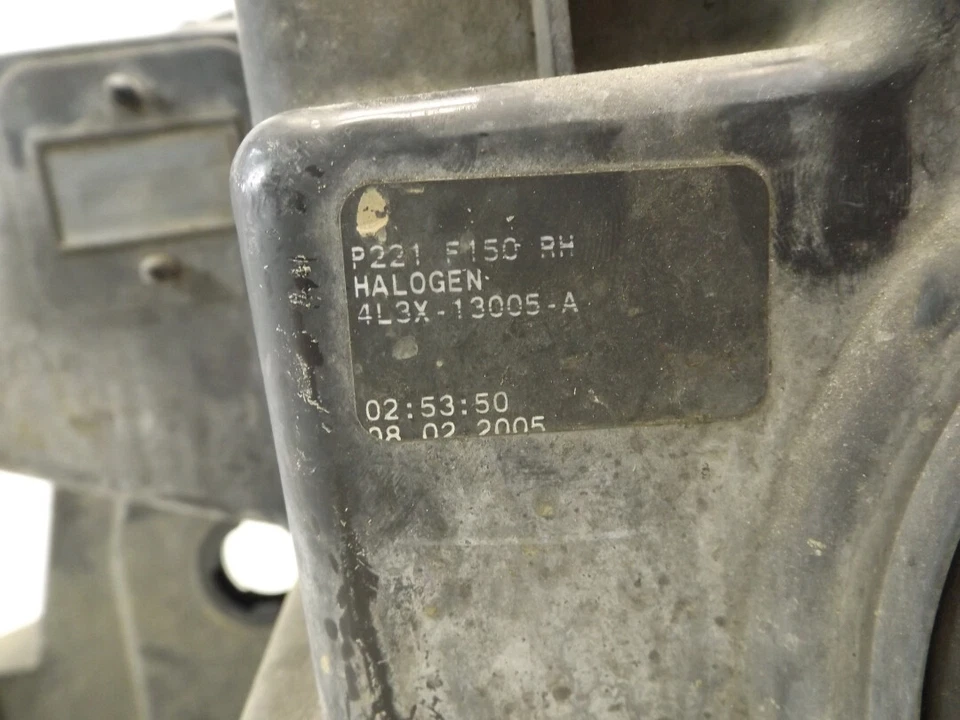 Faro derecho pasajero Ford F-150 2004-2008 usado OEM 4L3413005A Foto 4 de 4