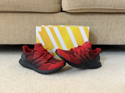 Adidas Ultra Boost 5.0 DNA Shoes Mens 8 Scarlet Black Gradient Road Running