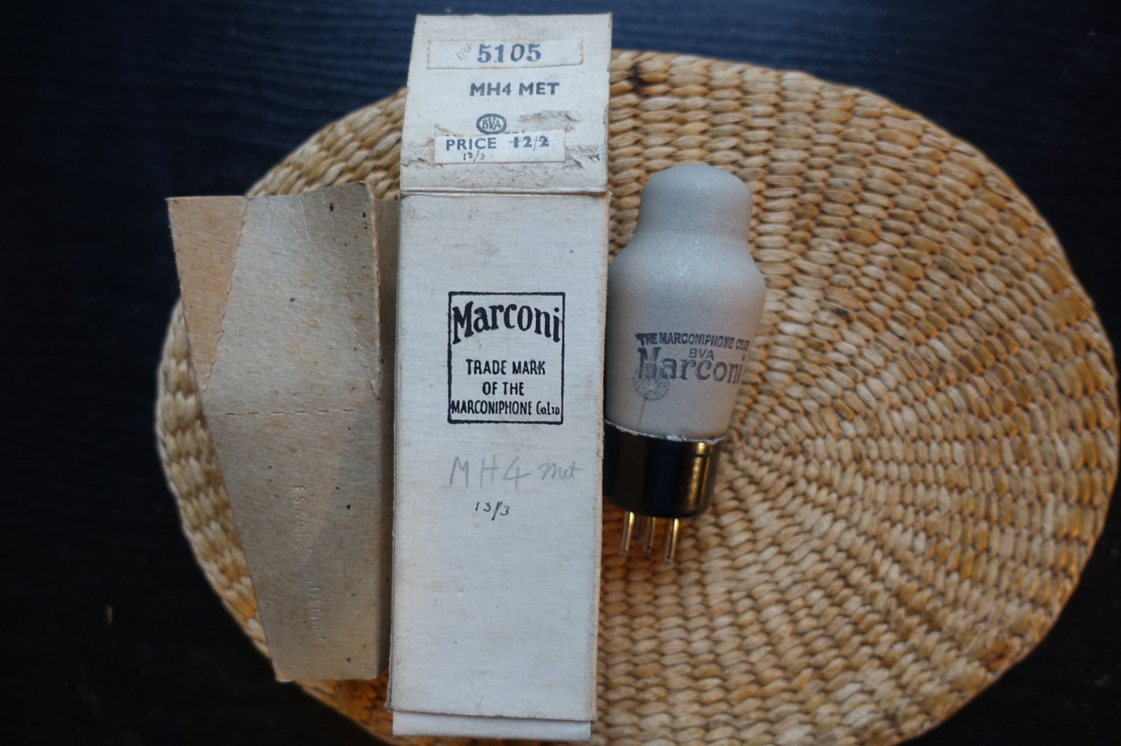 E9) Válvula Marconi MH4 Caja Original NOS
