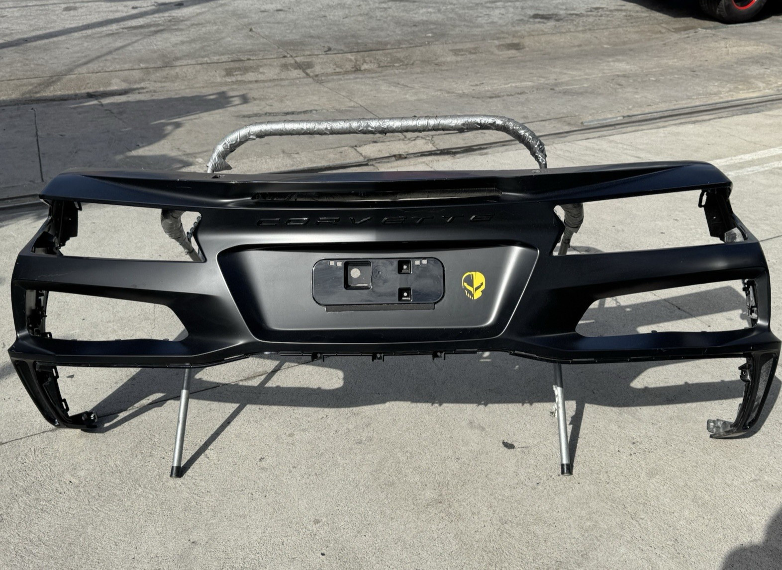 2024-2026 CHEVROLET CORVETTE ZR1 REAR BUMPER COVER OEM USED BLACK  (NO SHIPPING)