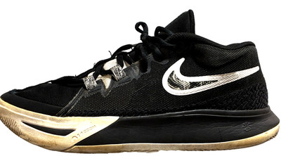Nike Kyrie Flytrap 6 Men's Sz 8 Black White Basketball Athletic Shoes DM1125-001