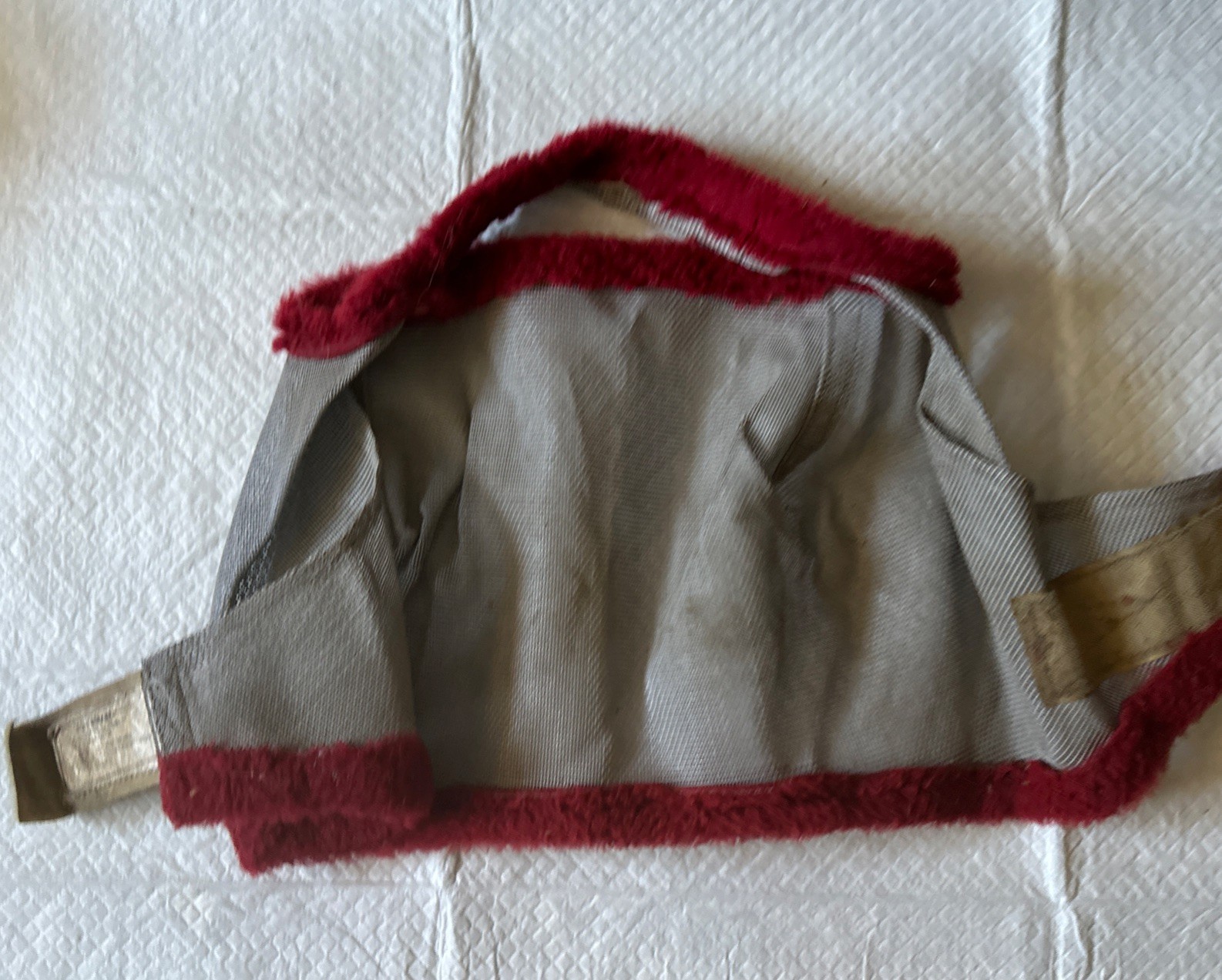 FARNAM SUPERMASK Horse Fly Mask Airflow Mesh RED Fleece Horse SZ Bug Protection