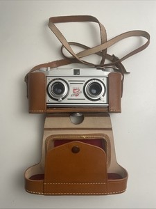 TDC Stereo Colorist 35mm Stereo Film Camera w/Original Leather Case