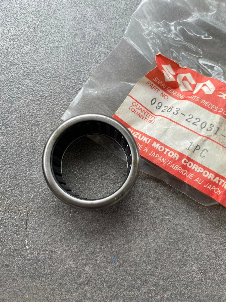 COJINETE EMBRAGUE ARRANQUE SUZUKI DR125SE DR200SE GN125 NOS 09263-22031 Foto 3 de 4