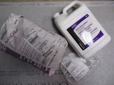 TEC 650 ACCUCOLOR Brand NEW! 25 lb. Bag Sanded Grout & 1 Gallon Additive