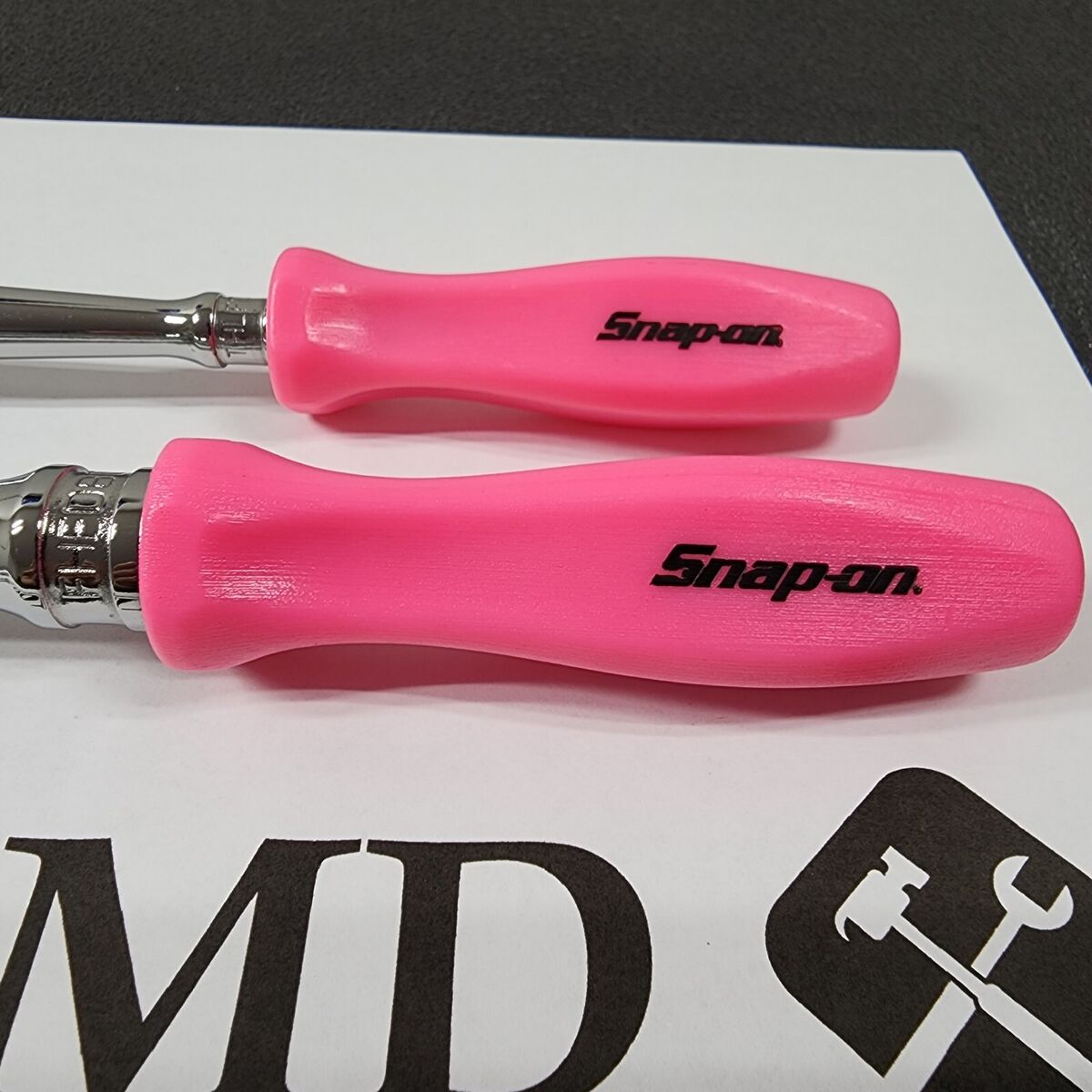 Snap-on Tools USA NEW 2pc PINK 1/4 Snap-on Tools USA NEW 2pc PINK 1/4