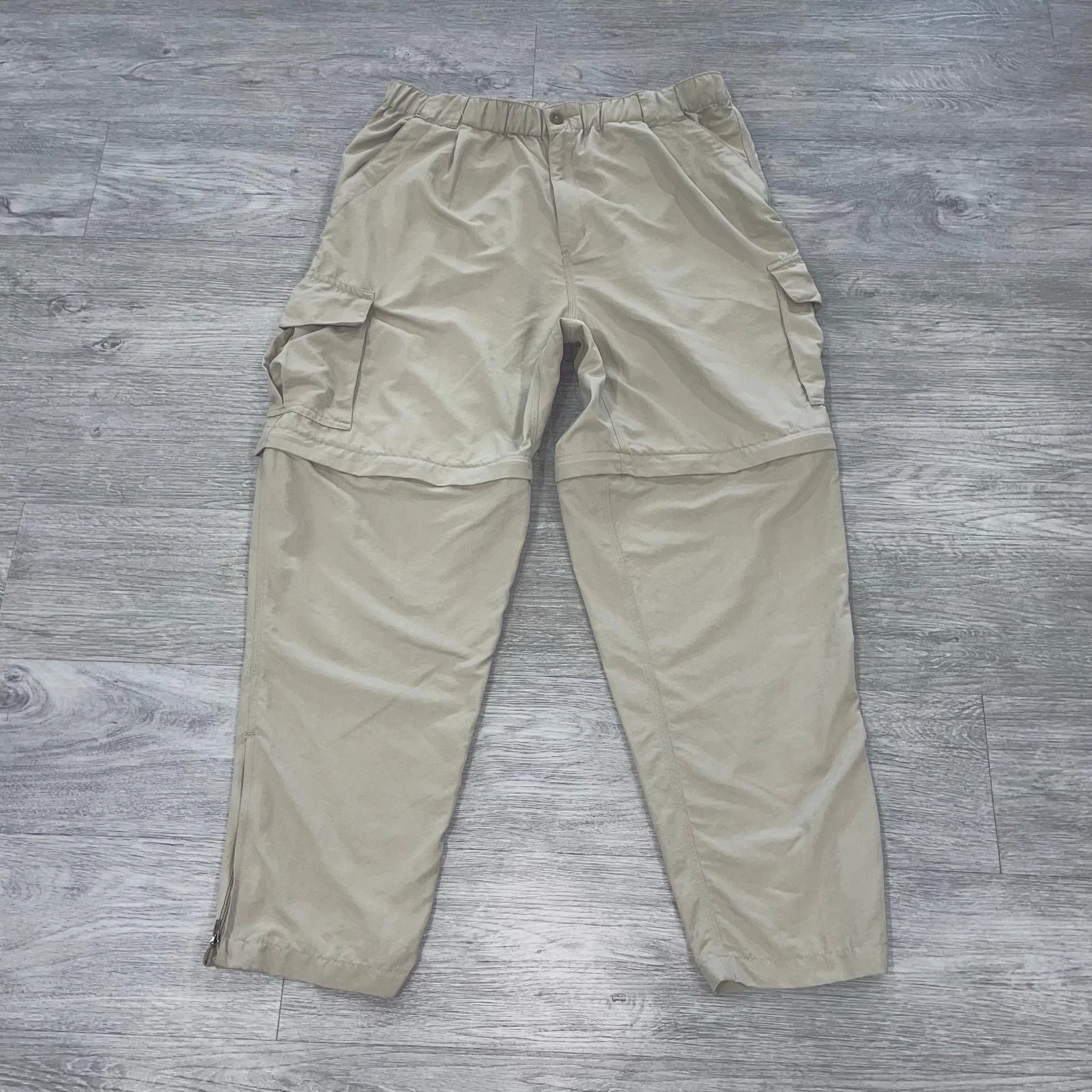 Simms Convertible Pants Shorts Mens XL Beige Fishing Hiking Outdoors Comfort
