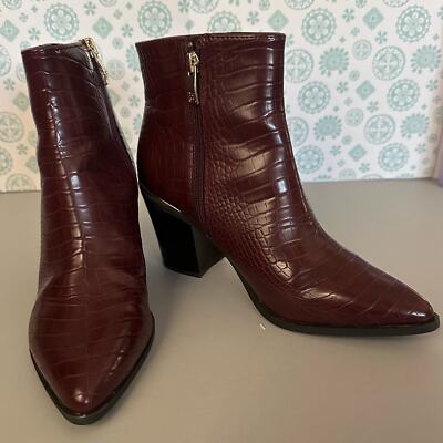 Liz Claiborne red brown croc print faux leather pointed toes 3.5  size 8,5