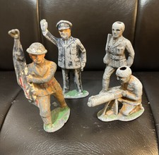 4 Vintage Lead Toy Soldiers Dove Carrier Flag Bearer Machine Gun Manoil Barclay