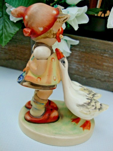 Gänsemädchen von Hummel 47 3/0 - Bild 4 von 5