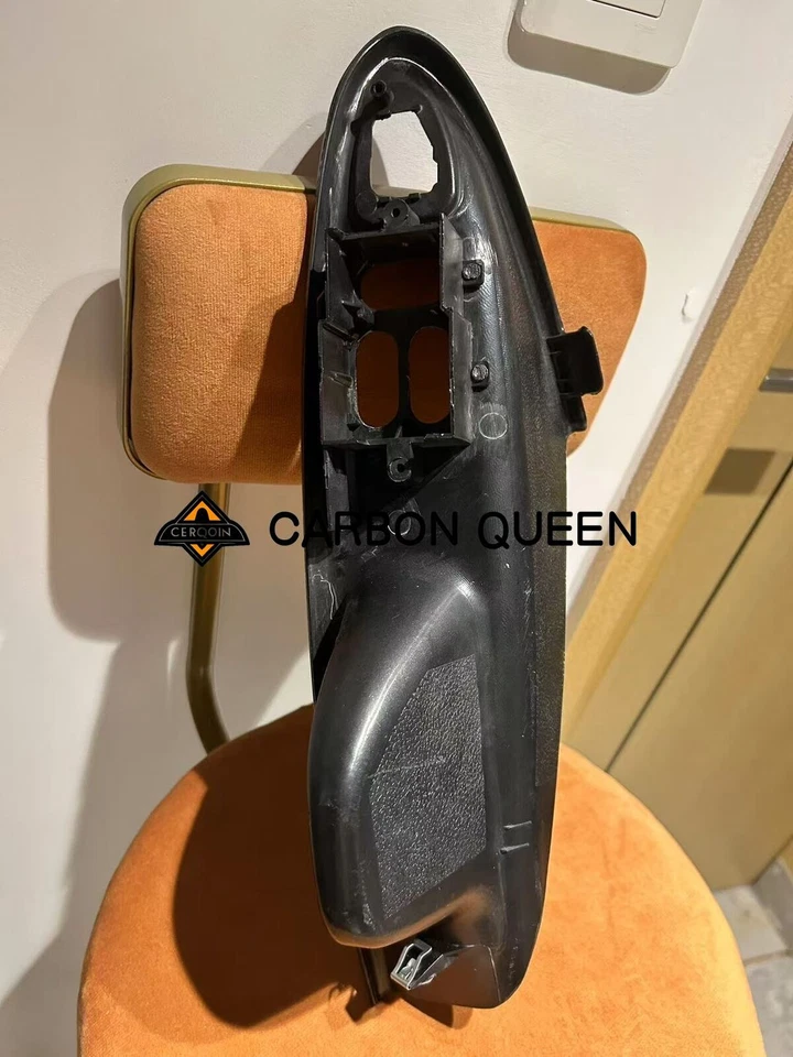 Panel de puerta interior de fibra de carbono/manija de tracción cubierta superior dura PARA MUSTANG 94-04YS Foto 4 de 4