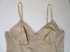 Vintage 1970s St Michaels 100% Nylon Full Slip Nude Dark Beige Bust 38 Lace Trim