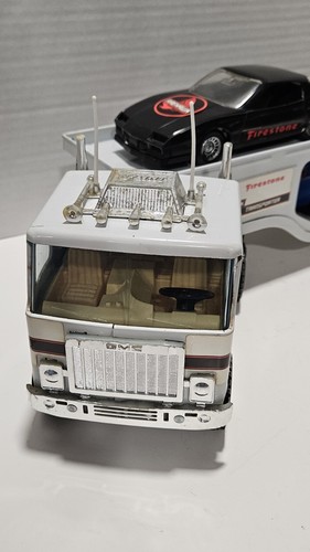 Vintage Nylint Firestone Firehawk Transporter w/ Original Box - Picture 4 of 16