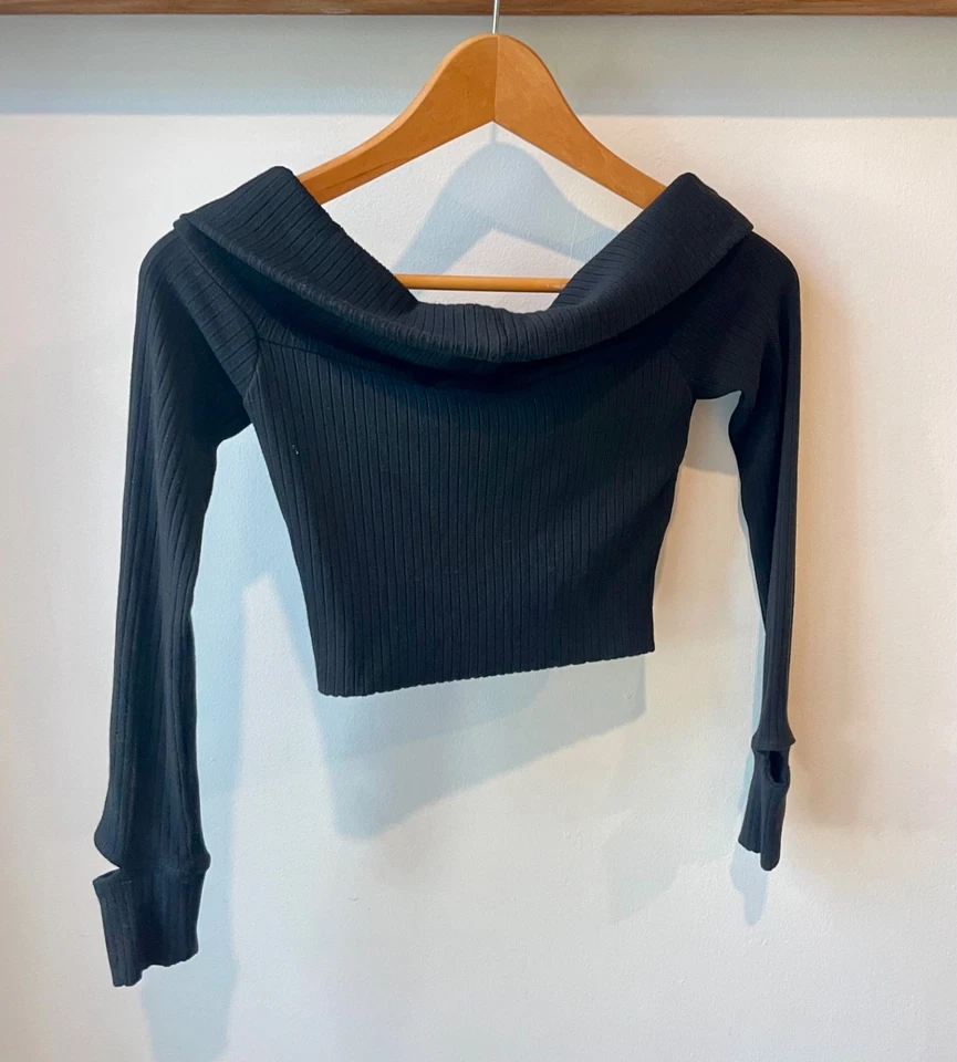 С плеча укороченный верхний черный LNA Aster ребро сделано в США размер средний y2k - Изображение 2 из 4