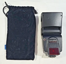 LumoPro LP 160 Quad Sync Flash w/ Cloth Case Used