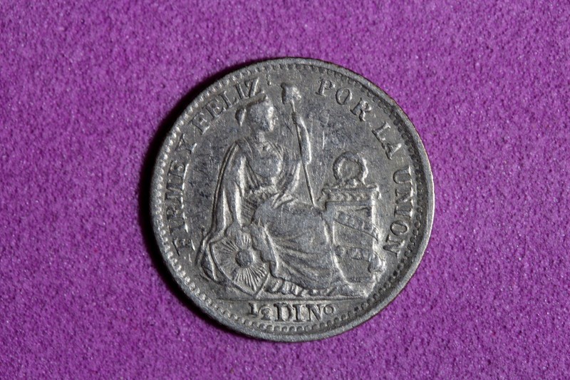 1905 Peru 1/2 Dinero Silver Coin #M26834
