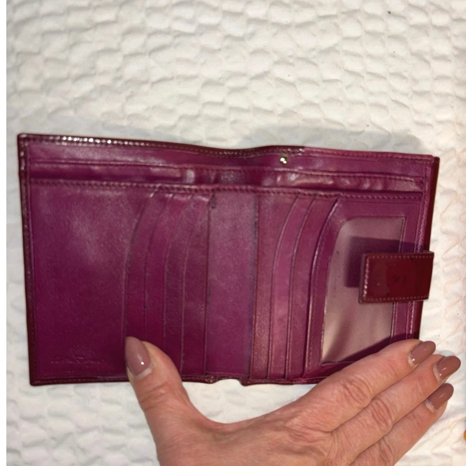 Cartera Salvatore Ferragamo charol borgoña con caja Foto 4 de 4