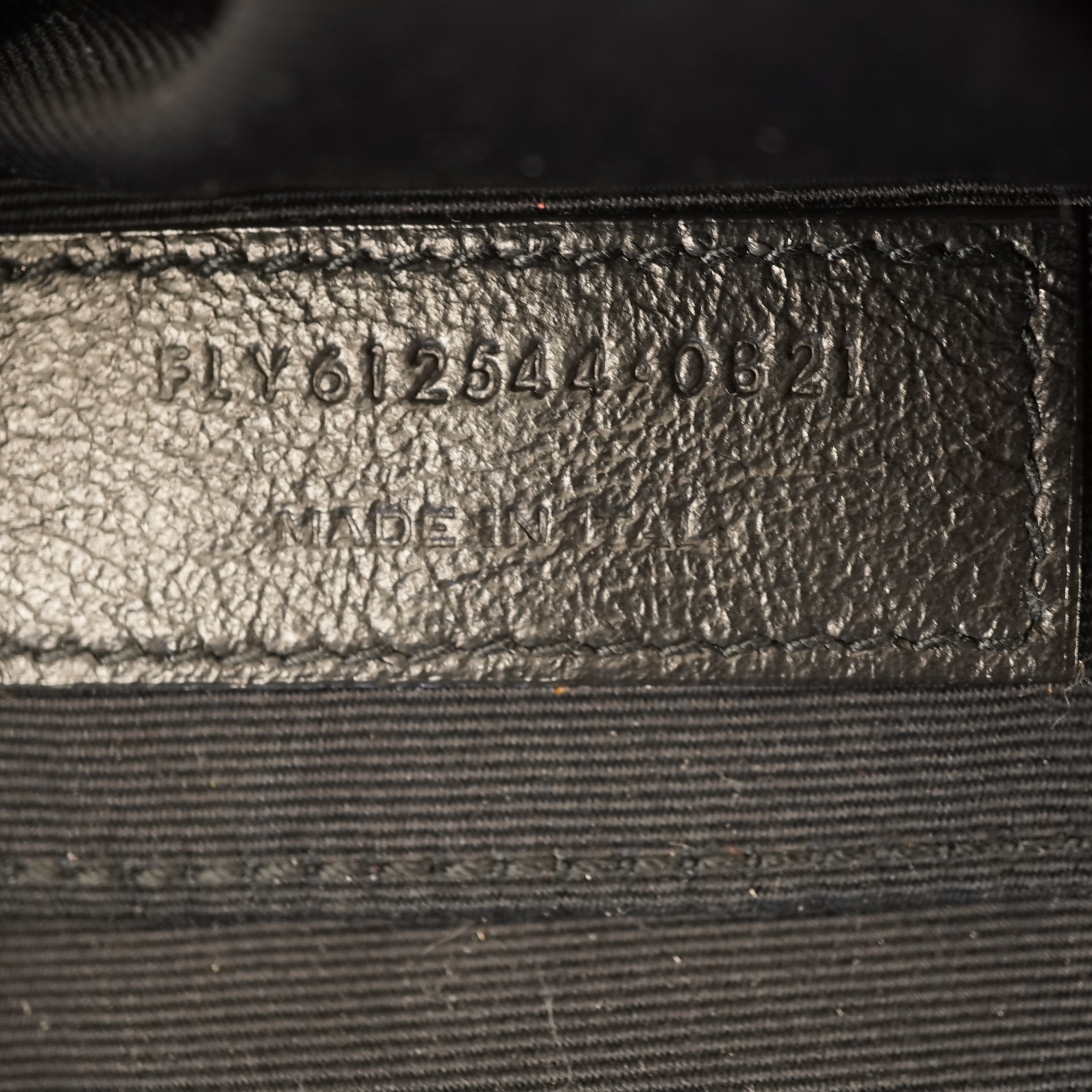 SAINT LAURENT Borsa fotocamera Lou Medium YSL con tasca in pelle trapuntata spedizione gratuita USA