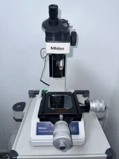 Mitutoyo Toolmakers Microscope 176-811CEE