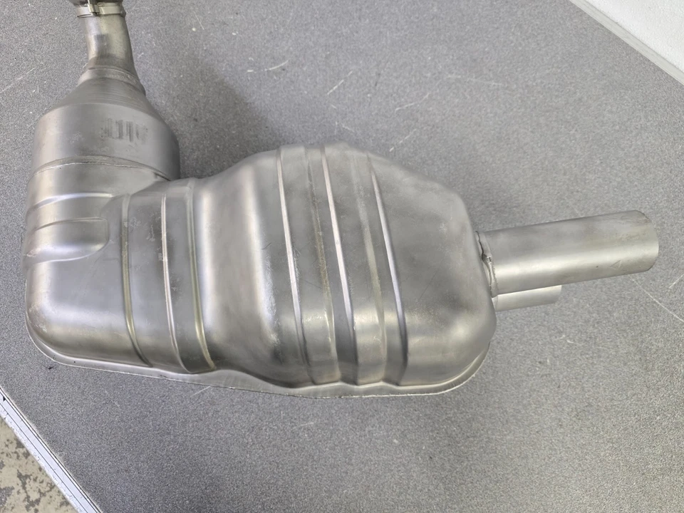 VERY NICE USED ORIGINAL PORSCHE CAYMAN MUFFLER ASSEMBLY 2006-08 - Image 3 of 4