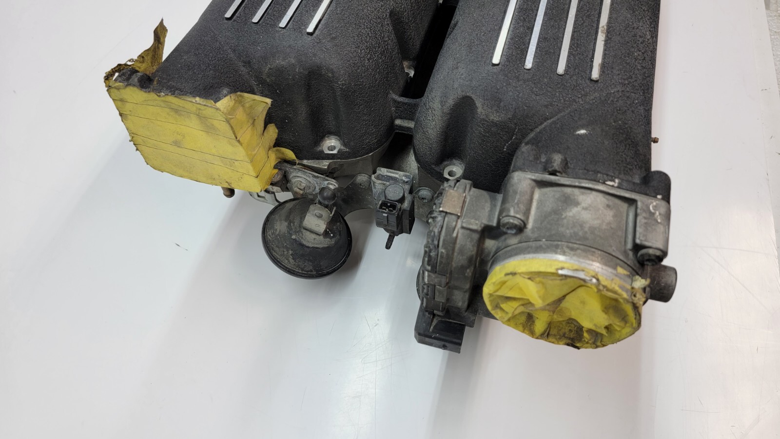 LAMBORGHINI GALLARDO INTAKE MANIFOLD OEM 07L133433F UPPER AND LOWER  