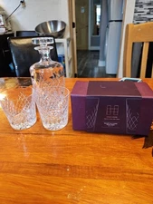 🔥🔥SOHO HOME BARWELL CUT CRYSTAL ROCKS GLASS SET OF 4 AND DECANTER. 🔥🔥