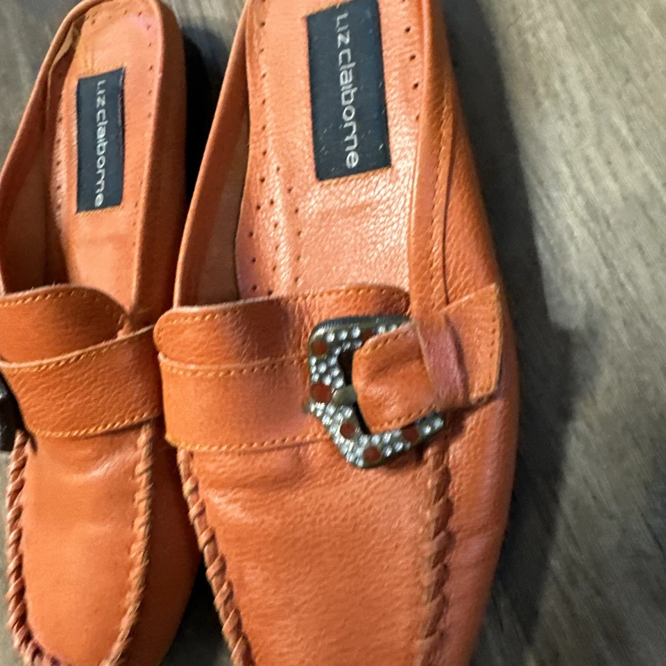 Liz Claiborne Loafer Slides Mule Orange Leather Size 7 /Rhinestone Buckle Accent - Image 3 of 4