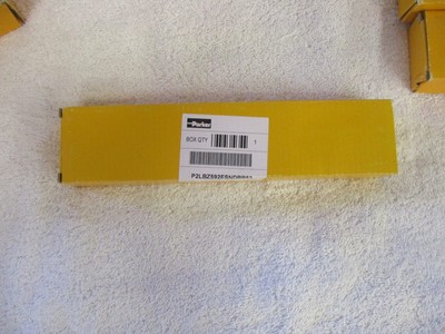 NIB Parker Solenoid Valve   P2LBZ592ESNDBB53