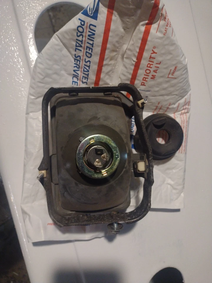 Фара 90-99 Suzuki DR350S 90-95 DR250S, 96-09 DR200 125se SP600 90-91 DR650  - Изображение 4 из 4