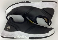 Muck Women's Outscape Low 3" Neoprene Rubber Slip On Boots Size 9.5