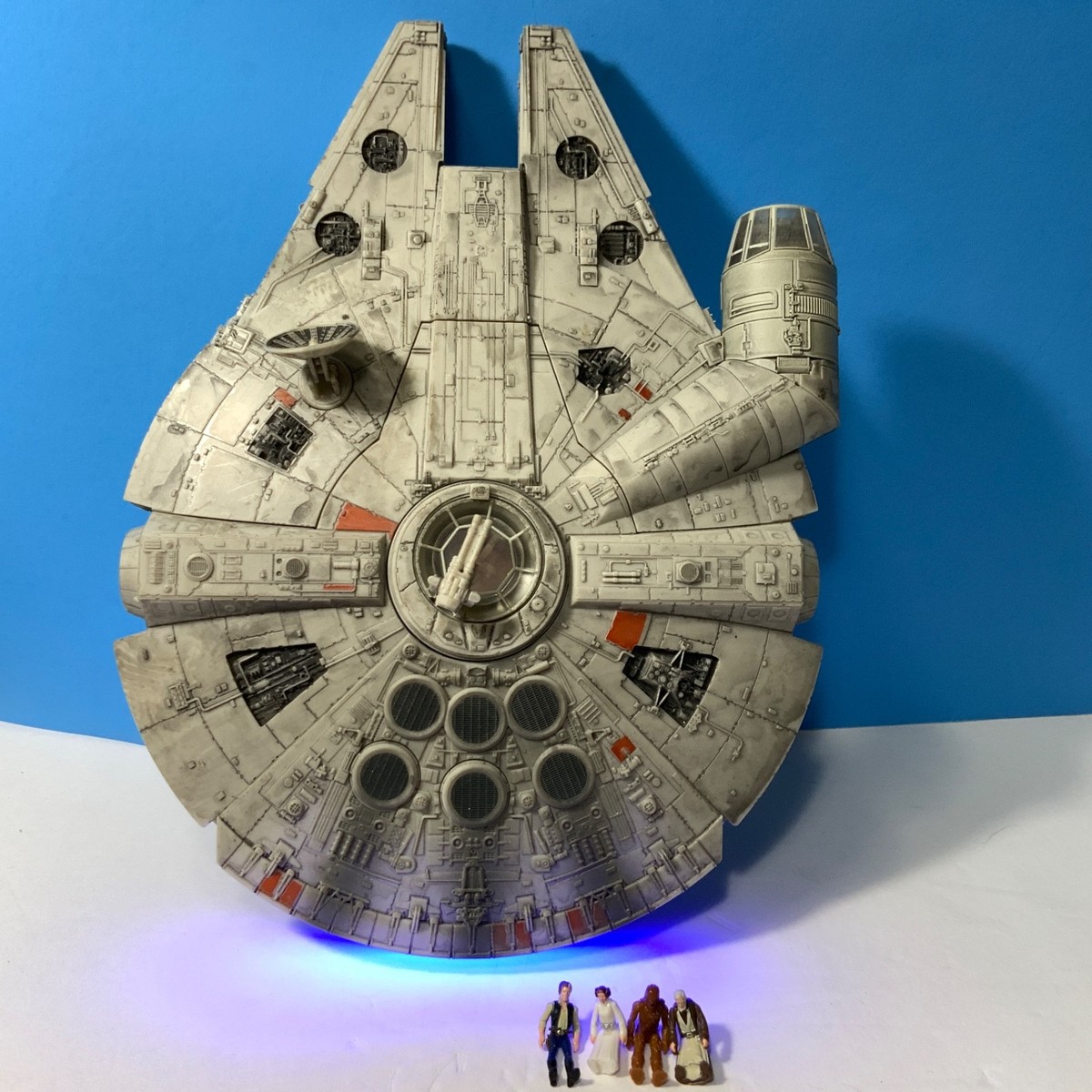 Star Wars Micro Galaxy Squadron Millennium Falcon Launch Edition