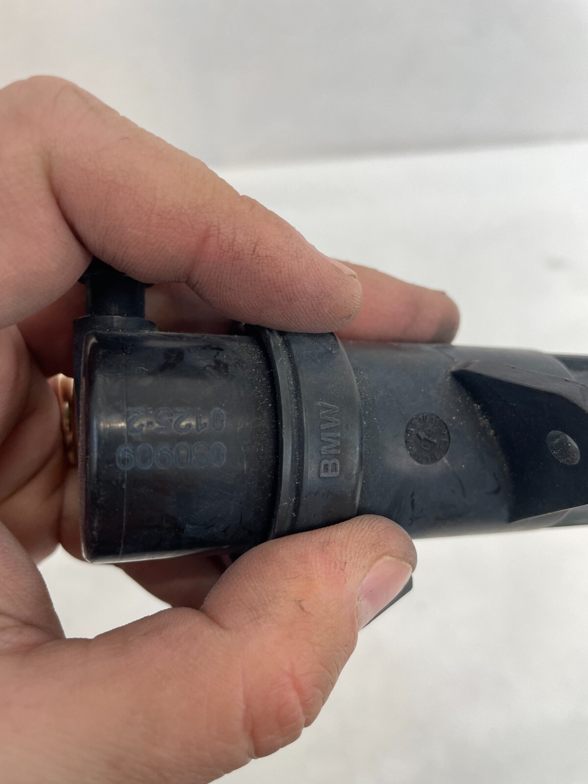 2002 - 2005 BMW E65 E66 745Li Right Side Headlight Washer Fluid 
