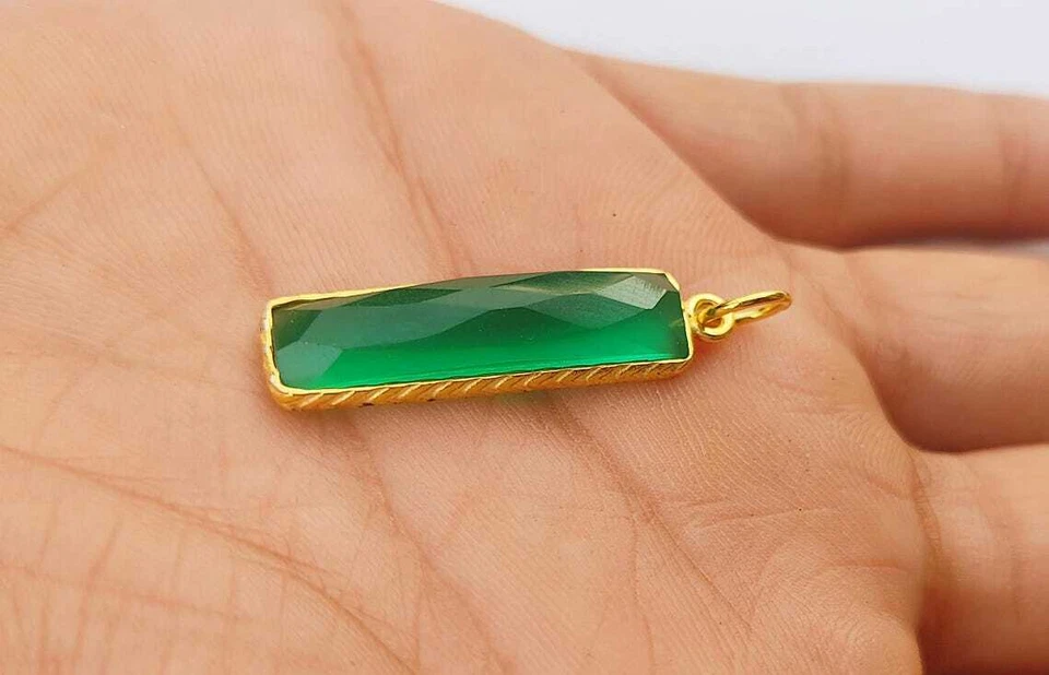 18k Gold Solid Green Onyx Gold Charm Gemstone Handmade Pendant 5x21 mm Necklace - Image 4 of 4