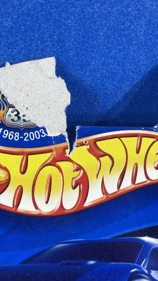 Hot Wheels Bugatti Veyron 2003 First Editions Metal Collection card issues - Image 3 of 4