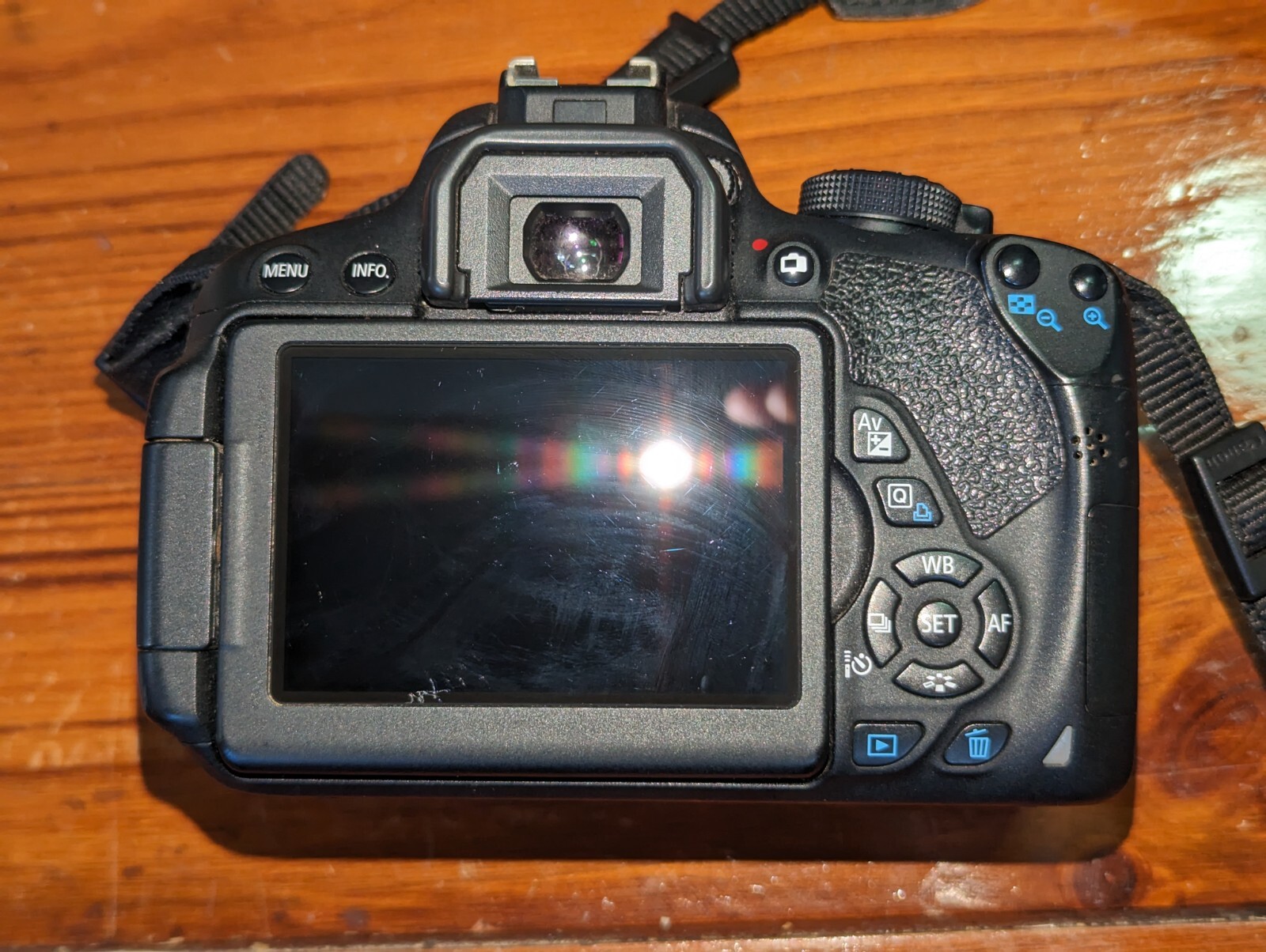 Canon EOS 700D + 2 Lenses + battery grip + accessories. Digital SLR