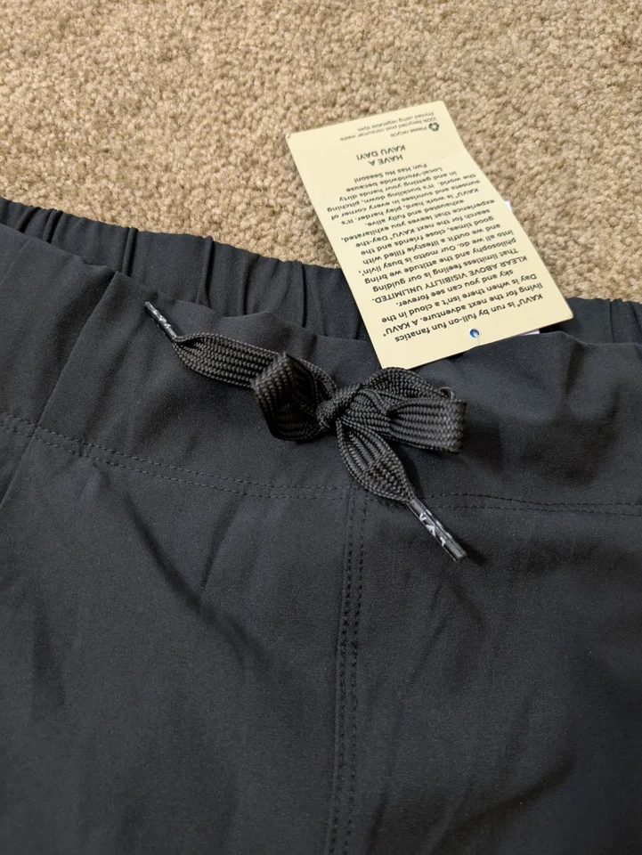 Pantalones cortos Kavu Tepic para mujer XL negros con puños y cordón Foto 4 de 4