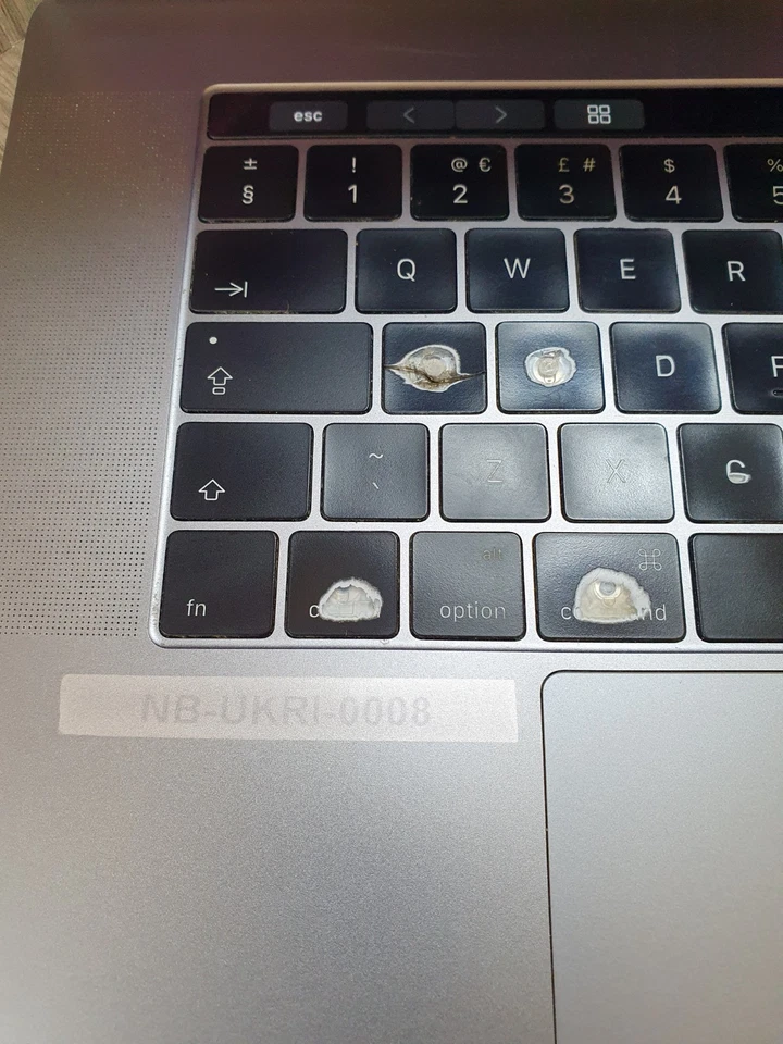 Apple MacBook Pro 15" 2016 · i7 · 16GB · 500GB, photo 4 of 5