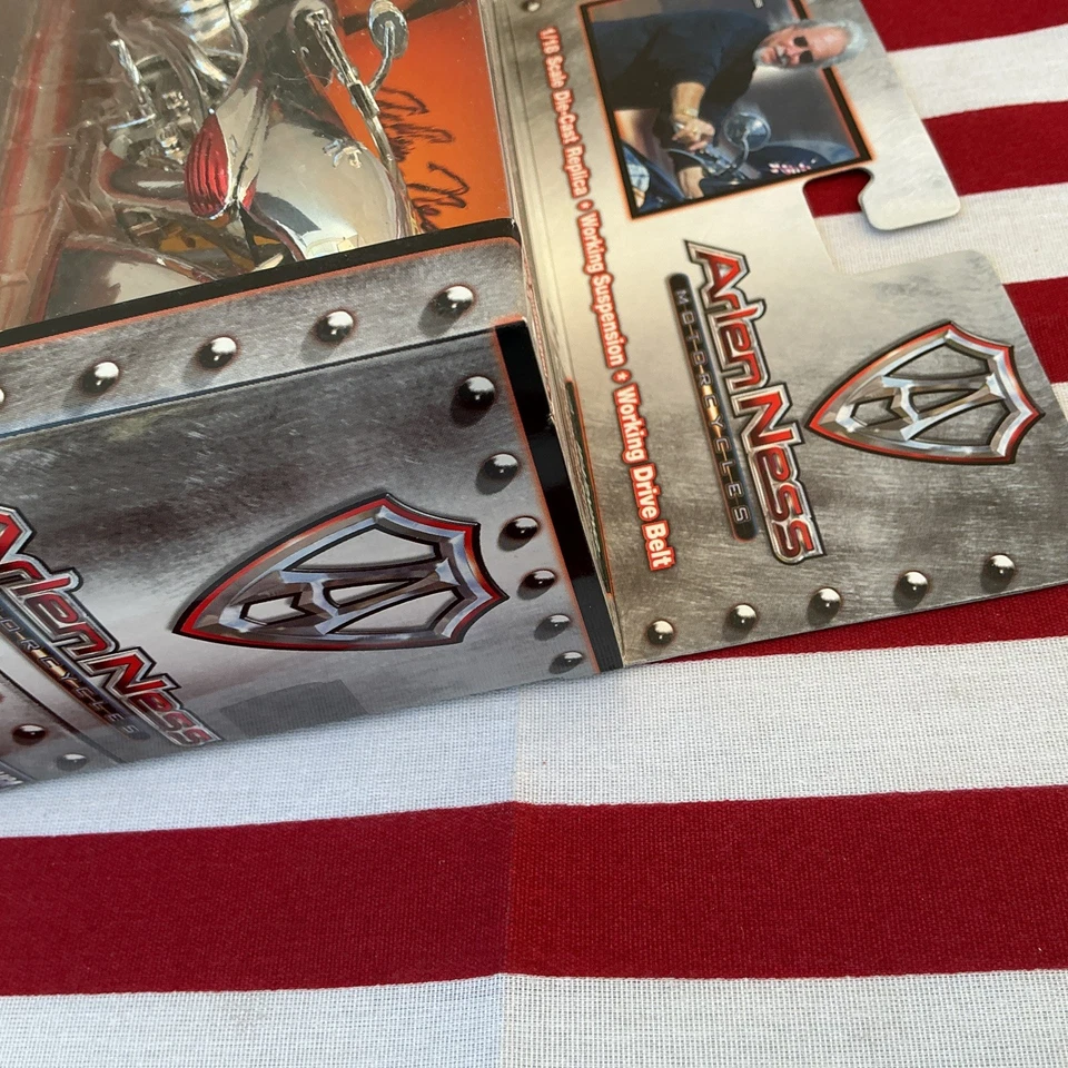Arlen Ness Motorcycles 1:18 Scale Die Cast Motorcycle Iron Legends #99210 Silver - Image 3 of 4